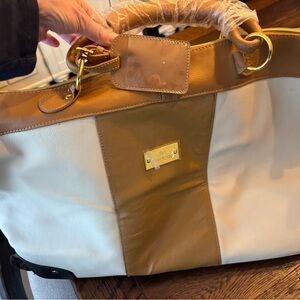 JM Nwe York  Elegant Tan and Cream Women's rolling travel Bag